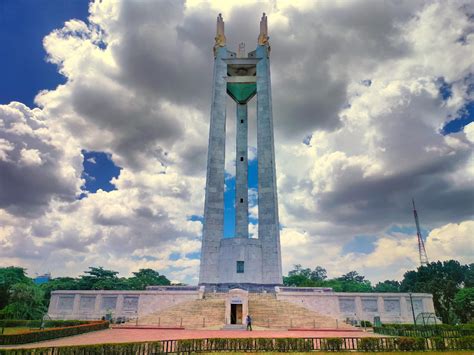 when was quezon memorial circle built